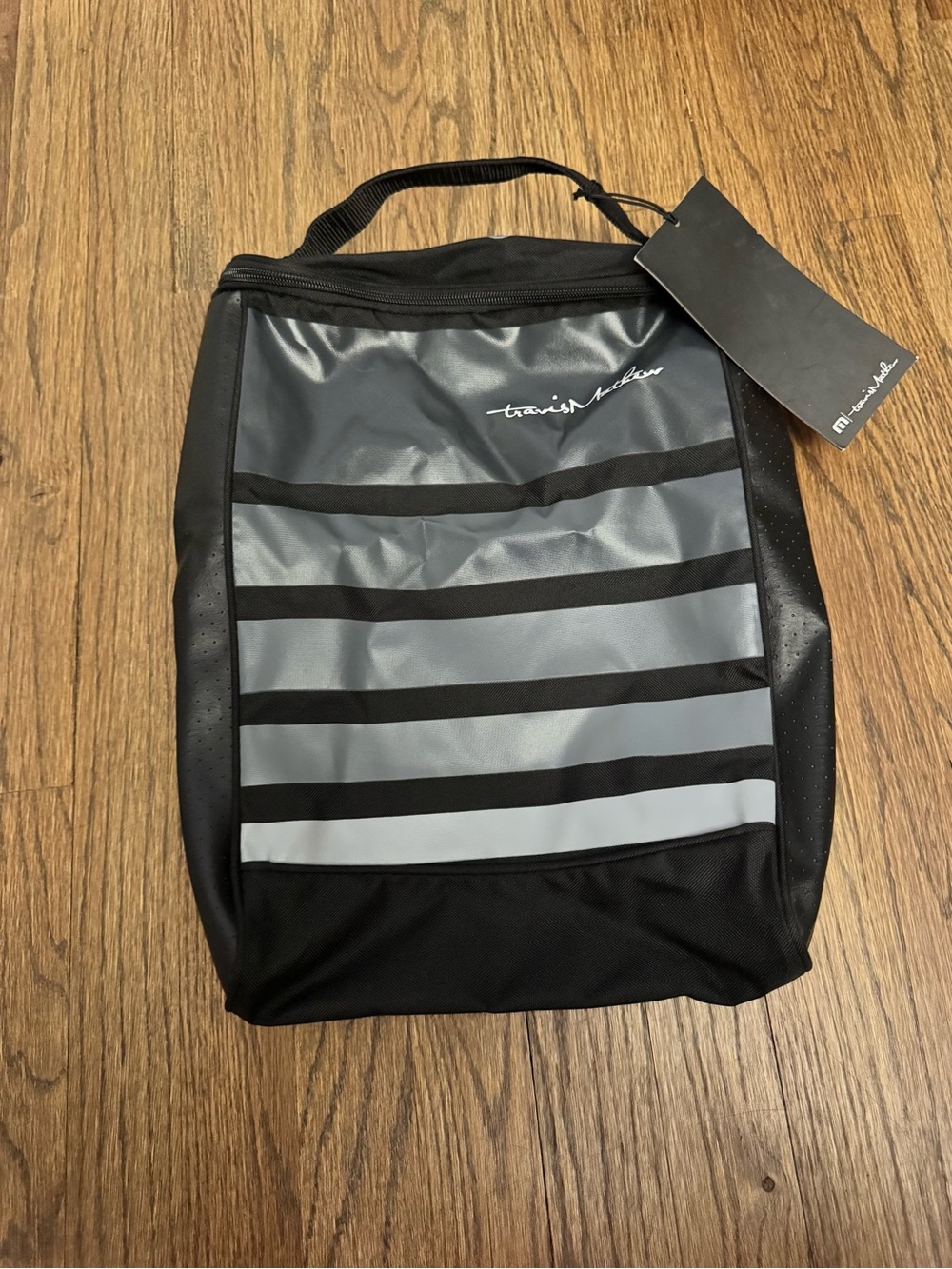 Travis Matthews Shoe Bag/ insulated cooler bag
